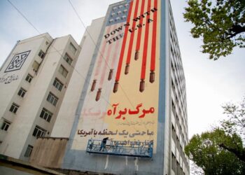 SHBA evakuon ambasadat në Lindjen e Mesme: Izraeli është gati për të sulmuar Iranin