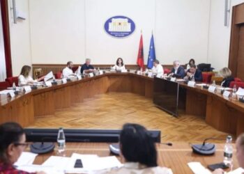 Debat për axhendën e Kuvendit/ Mazhoranca dhe opozita nuk ranë dakord për kalendarin e punimeve në javët e mbetura