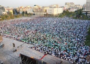 Falja e Kurban Bajramit jo në Sheshin “Skënderbej”, por në Bulevardin “Dëshmorët e Kombit”, KMSH publikon agjendën