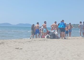 Mbytet një turist i huaj në plazhin e Zvërnecit në Vlorë, detajet e para