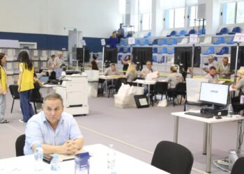 Mbyllet për sot procesi i rinumërimit në Tiranë! PD dhe PS më shumë vota në procesverbal se në kuti