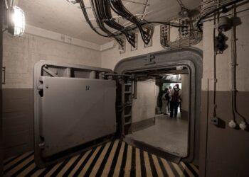 Frikë nga Rusia, Superfuqia e Europës plan miliarda eurosh për të rinovuar bunkerët