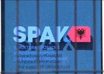 SPAK zbulon detajet e operacionit kundër grupit kriminal: Masa sigurie për 11 shtetas shqiptarë, sekuestrohen 8 automjete