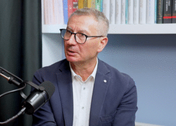 Kadilli: Kur i thashë Berishës mos u kthe në krye të PD-së se po ia vret të ardhmen (Video)