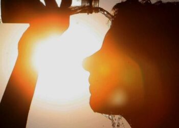 Temperaturat e larta, ministrja Koçiu ndan këshilla për të përballuar të nxehtin e verës