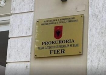Sekuestrohen 276 ha tokë në Fier, Prokuroria: U përftua me dokumente të falsifikuara, vendimi u firmos në ditë pushimi