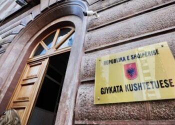 Rasti Ymeraj, Gjykata Kushtetuese hedh poshtë praktikën e sekuestrimit të 978 celularëve nga SPAK