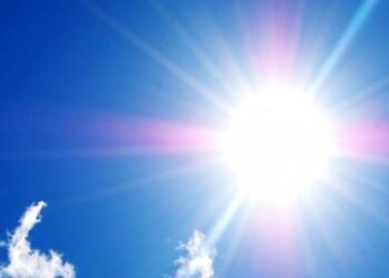 Temperatura deri në 34 gradë Celcius, si parashikohet moti për sot