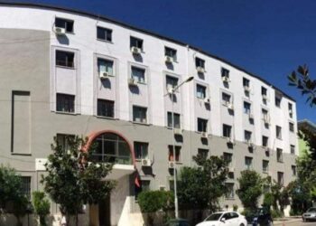 Nuk nxori urdhër për kontrollin e kopshteve dhe çerdheve pa licenca, Gjykata e Durrësit pezullon kreun e Arsimit Parauniversitar