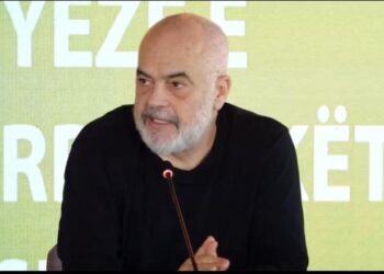 Live! Në ‘skaner’ bujqësia, Rama takim me ministrat, kryebashkiakët dhe fermerët në Cërrik: Urë e re bashkëpunimi