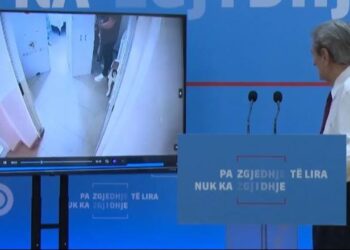 Berisha nuk heq dorë nga “farsa elektorale e 11 majit”: Narkoregjimi përgjoi zgjedhësit me kamera të fshehta në qendrat e votimit