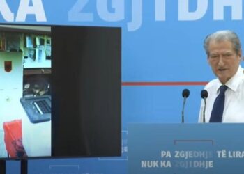 Berisha nuk i ndahet ‘farsës elektorale’ të 11 majit, shfaq një tjetër filmim: Dora e klanit Çela
