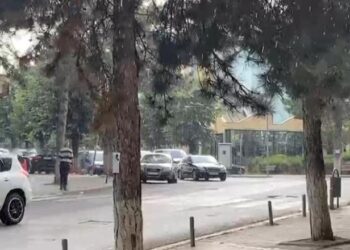 Reshje dhe erë e fortë në Kukës, shiu i korrikut i vjen në ndihmë dhe HEC-it të Fierzës