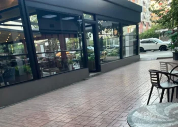 Zaptimi i hapësirave publike, Rama: Ndëshkim për ata që kanë firmosur legalizime kriminale