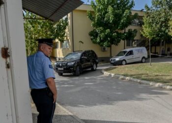 Bastisje në Agjencinë e Kadastrës dhe atë të Arkivave Shtetërore