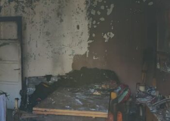 U gjet e vdekur në banesën e djegur, dyshime se 52-vjeçarja në Pogradec është vrarë