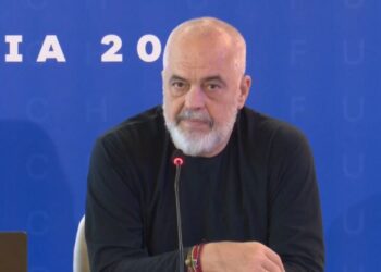 “Sulmohemi çdo ditë”/ Rama kërkon mobilizim në fushën kibernetike: Na duhet një sistem!