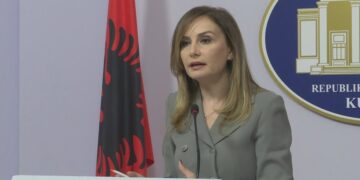 Dorëheqjet në Bashki, reagon Tabaku: Rama po shkrin çdo pushtet në një dorë të vetme