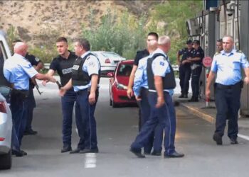 Serbia bllok kufirit me Kosovën, bllokada që zgjati pak orë në pikën e Merdarës