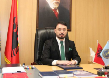Jep dorëheqjen nga detyra kreu i AMP-së, Florian Sulejmani