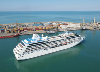 Kroçiera gjigande ‘Nautica’ zbarkon në Durrës, sjell në Shqipëri 676 turistë