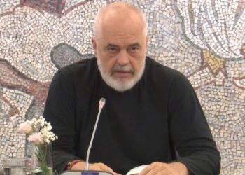 “1463 problematika të identifikuara në Tiranë”, Rama ngre 3 grupe pune për kontrollin e territorit në këtë bashki