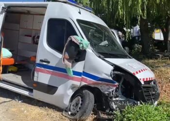 Aksident i rëndë në Gjirokastër, përplaset ambulanca, 6 të plagosur