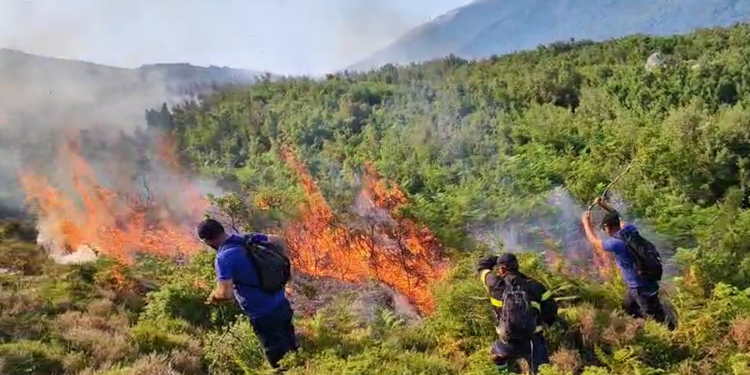 Zjarri në Dukat drejt normalizimit, por ‘lind’ një tjetër vatër në Delvinë