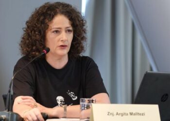 “Djali dhe vajza e Berishës kanë bërë namin!”/ Argita Malltezi shpërthen ndaj Baton Haxhiut: Më akuzon mua pa fakte
