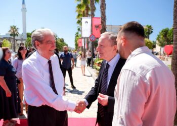 “Ambasadori i Lirisë”/ Ndarja nga jeta e Daum, Berisha: Mik i shquar i ditëve më të vështira për shqiptarët