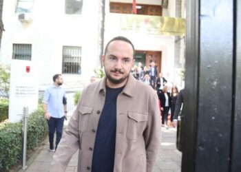 Lirohet nga burgu ish-deputeti Ervin Salianji
