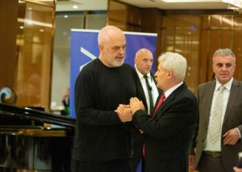 Rama takohet me Ali Ahmetin në Shkup, kreu i BDI: Takim vëllazëror! E ardhmja evropiane e rajonit është e përbashkët