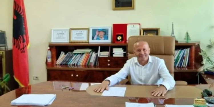 Nuk kishte deklaruar dënimin politik gjatë diktaturës, gjykata pushon çështjen ndaj kryebashkiakut të Hasit