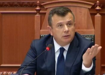 Prodhimet ‘Made in Albania’, Balla: Nuk mjafton të jesh patriot vetëm në stadium, por të tregohesh atdhetar edhe duke konsumuar prodhimin vendas