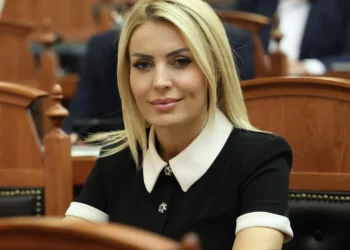 Mbeti jashtë Kuvendit të ri në zgjedhjet e 11 Majit, Gjylameti për herë të fundit në Parlament, deputetja: Pas 12 vitesh, sot…