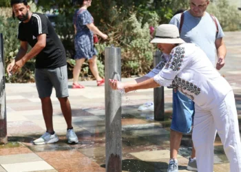 Kujdes nga i nxehti! 39 gracë C sot në Tiranë dhe Durrës, si parashikohet moti