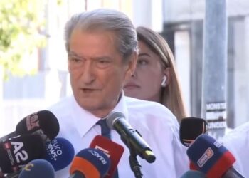 Berisha sulmon Altin Dumanin pas daljes nga SPAK: Peng i verbër i Ramës dhe Manjës