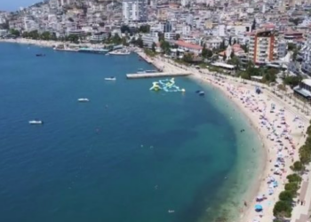 Rama: Turistë nga gjithë bota shijojnë mikpritjen dhe plazhet publike të Sarandës dhe Ksamilit
