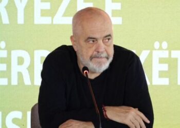 “Më shumë se sa mirë, bën dëm”, Rama: AKU-ja duhet pezulluar dhe të ngrihet një Komision i Posaçëm