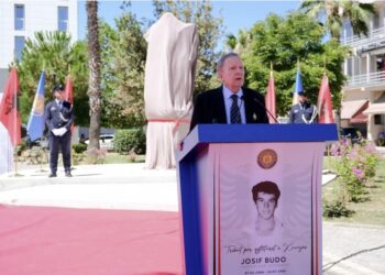 Hapi dyert për shqiptarët në ’90, ish-ambasadori gjerman Werner Daum gjendet i pajetë në një hotel në Durrës