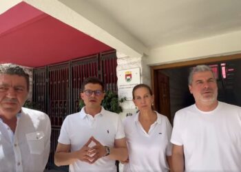 Vengu e Kumbaro nga Vlora: Zonat turistike të sigurta, vatrat e zjarrit po shuhen