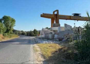 Sot afati i fundit për bizneset për të liruar akset rrugore, mesazhi i Ramës dhe Ballukut