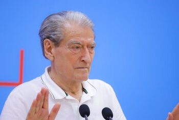 Juristi Indrit Sefa: Nga dje Berisha nuk është më kryetar i PD! Në detyrë mund të vihet një nga nënkryetarët