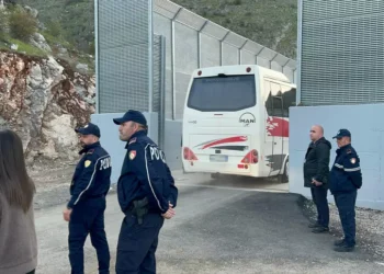 Ministria e Brendshme italiane: Protokolli me Shqipërinë, “model për Evropën”