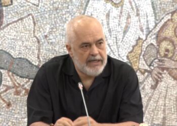 “Nuk janë disa njerëz të shkretë”, Rama: Po hetohet kush është mbrapa pushtimit kriminal të zemrës së Thethit