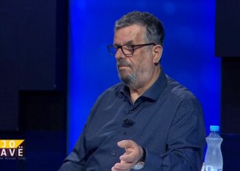 Cili ishte amaneti i fundit i Kadaresë? Botuesi Bujar Hudhri rrëfen shqetësimin e vazhdueshëm të shkrimtarit