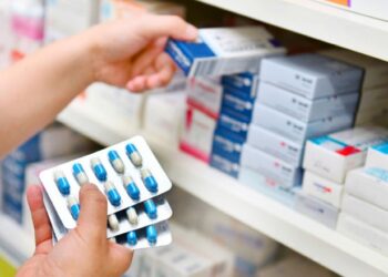 U gjenden medikamente kontrabandë, nën akuzë pronarët e dy farmacive në Korçë. Dyshohet se u futën nga Greqia