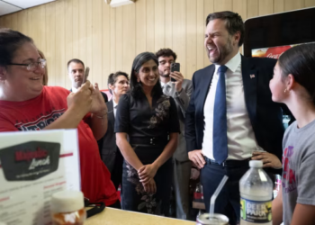 Republikanët në SHBA nisin diskutimet për pasardhësin e Trump, emra të njohur në garë