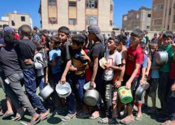 “E pashë vajzën time duke vdekur nga uria dhe s’munda ta ndihmoja”, dëshmia tronditëse e një babai nga Gaza