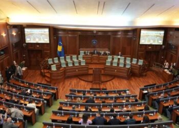 Një javë para përfundimit të afatit të vendosur nga Kushtetuesja, dështon për herë të 49-të konstituimi i Kuvendit të Kosovës
